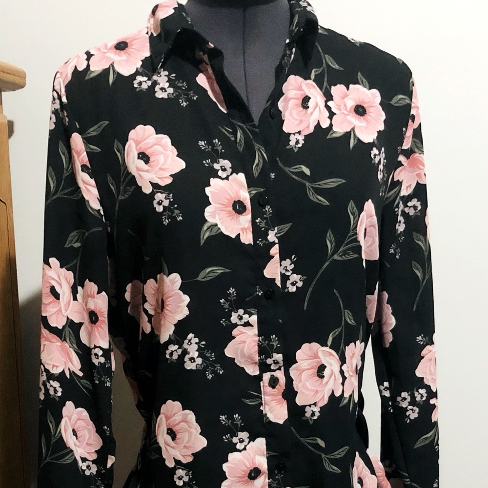 Black Floral Long Blouse Small